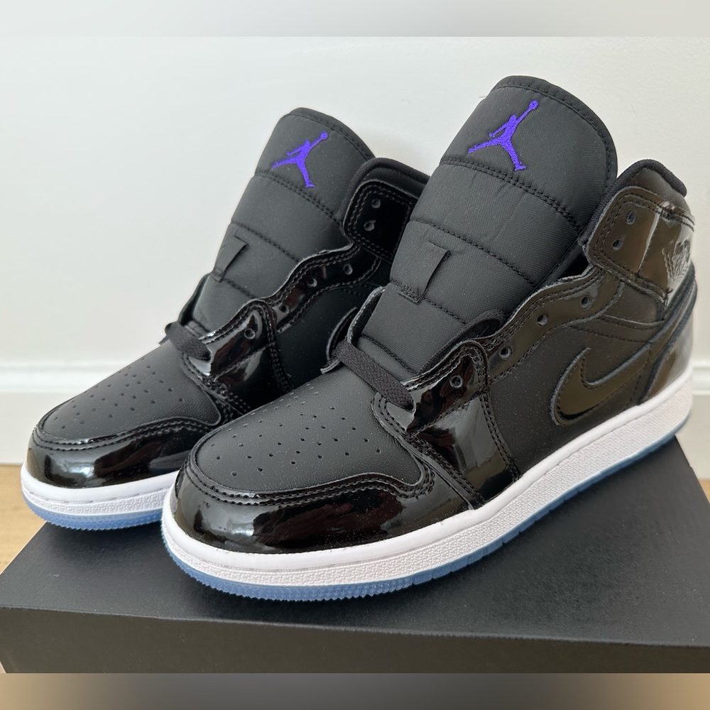Air Jordan 1 mid se space jam
